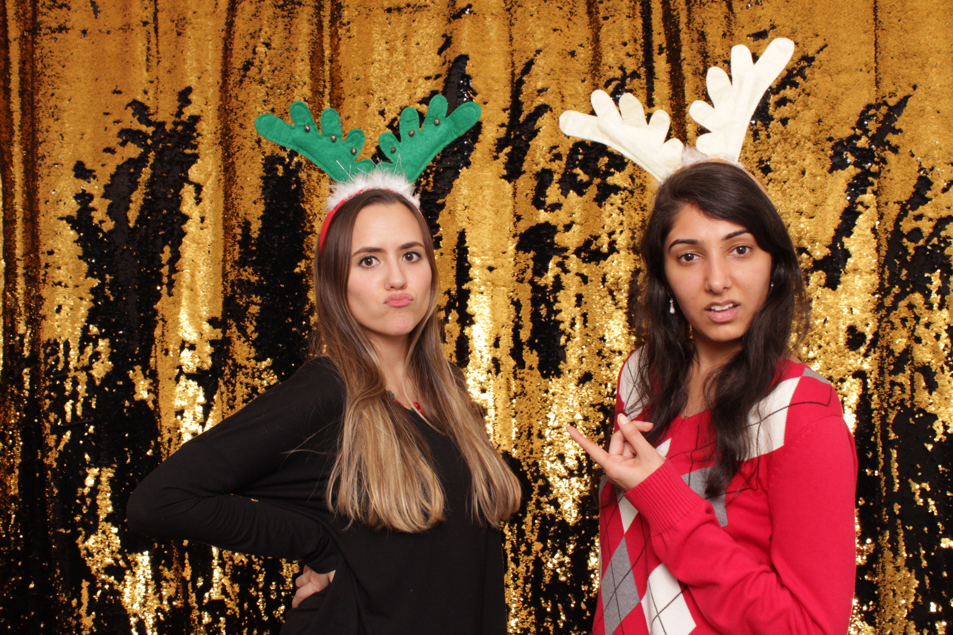 bswift Holiday Party | View more photos from the event at events.alfrescophoto.com/u/AlfrescoPhoto/bswift-Holiday-Party
